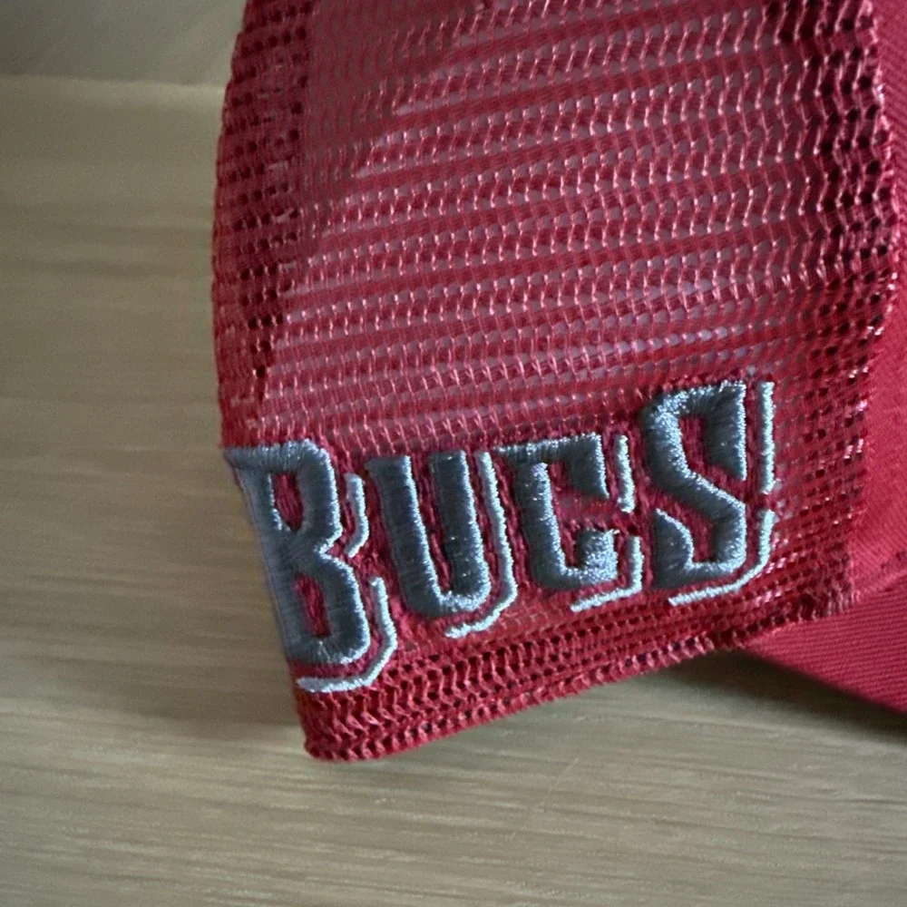 Tampa Bay Buccaneers '47‎ Brand Hitch Adjustable Red Mesh Hat Cap NFL Football
